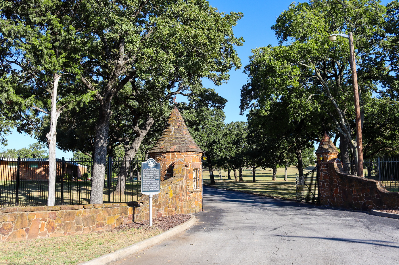 Arlington Baptist University