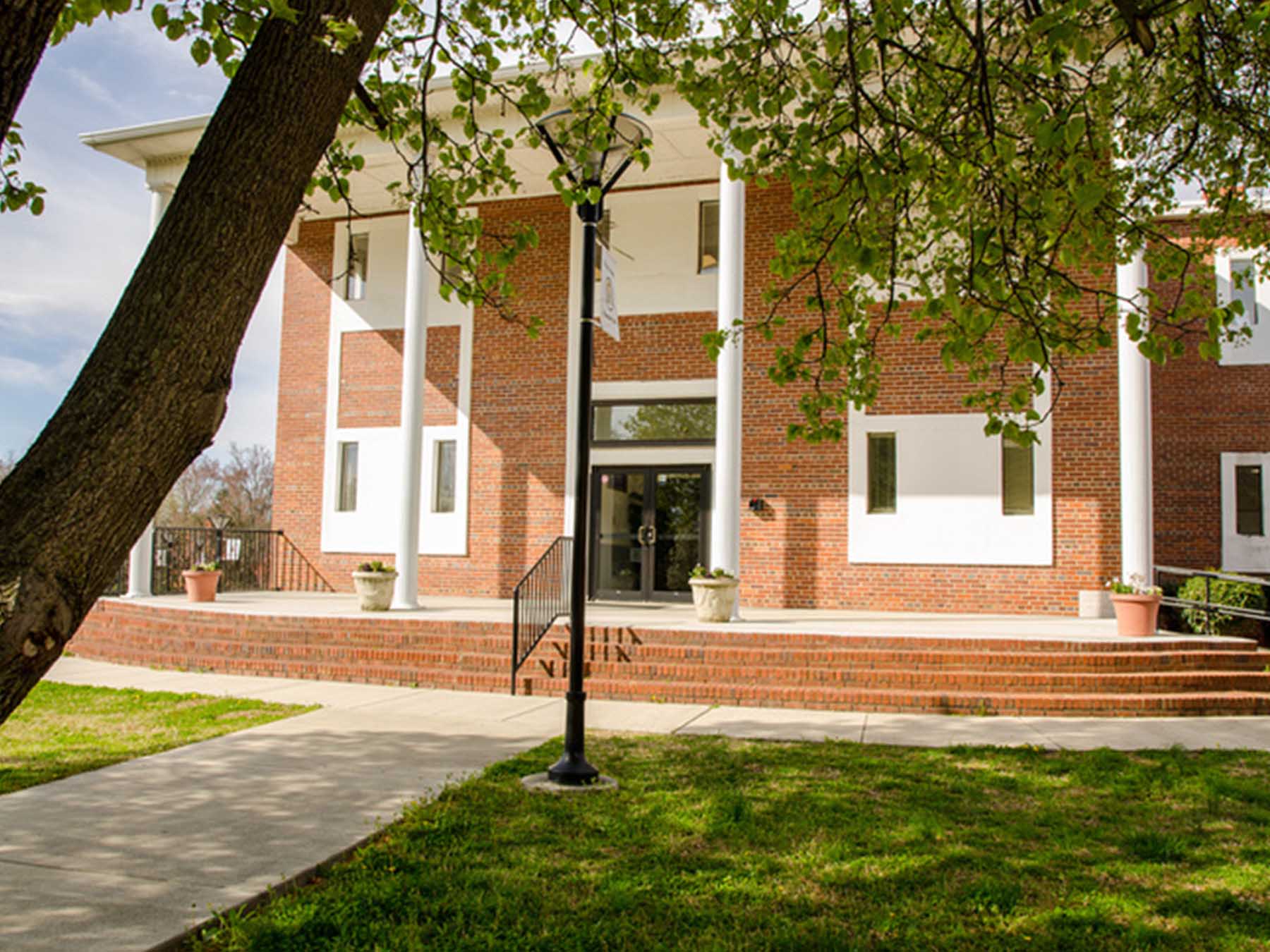 Clinton College