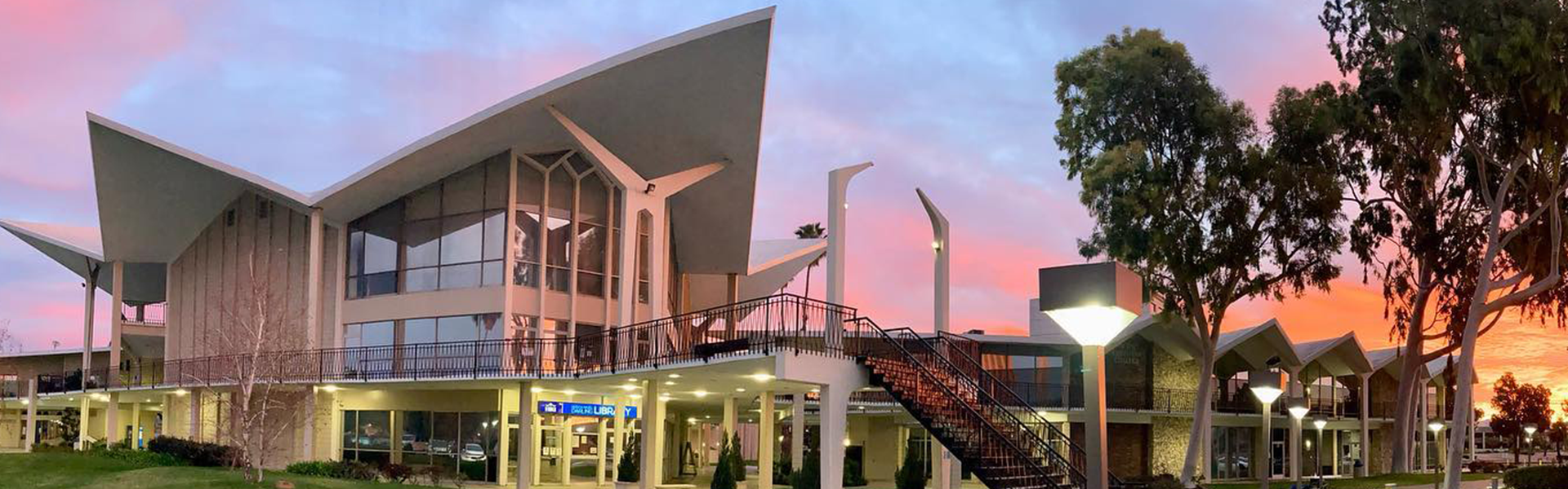 Hope International University